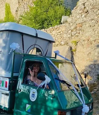 Antico Borgo Di מלון Albe