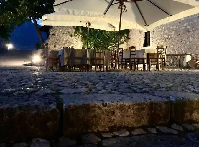 Antico Borgo Di Ξενοδοχείο